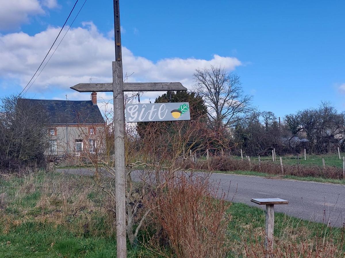 Gite Du Grand Chene Saint-Léger-Magnazeix Eksteriør billede