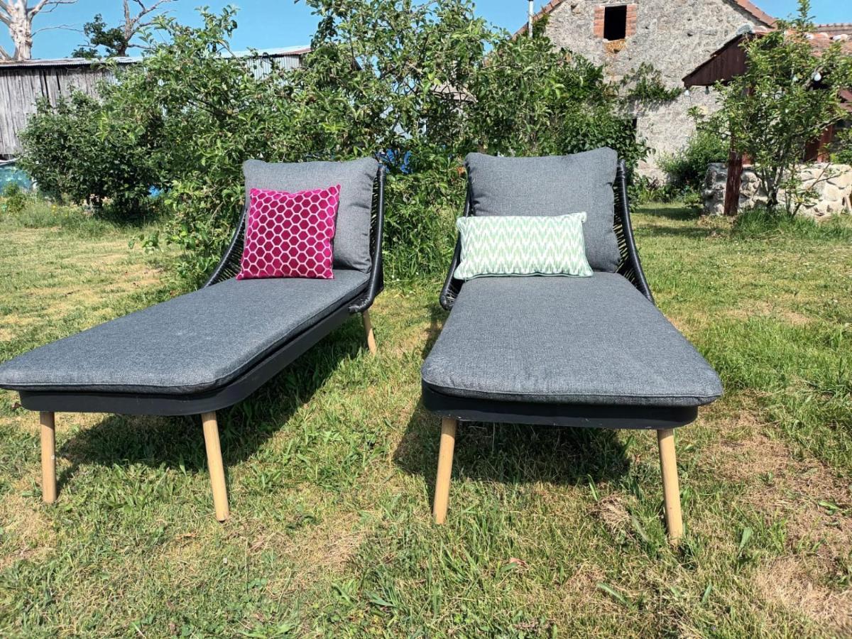 Gite Du Grand Chene Saint-Léger-Magnazeix Eksteriør billede